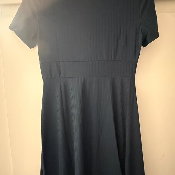 Mini dress - Picture 2 of 4